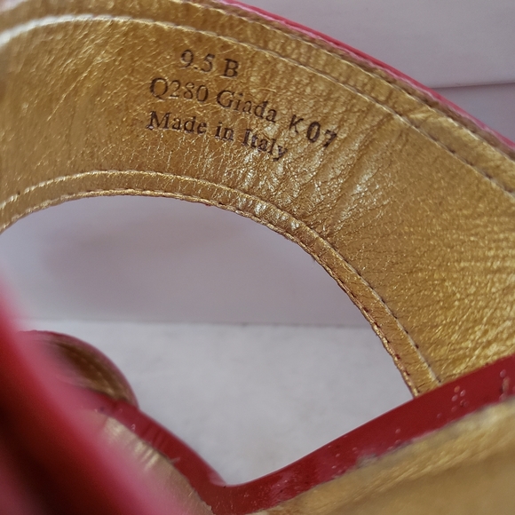 Authentic Coach Giada Patent Leather Sandals - Picture 10 of 11